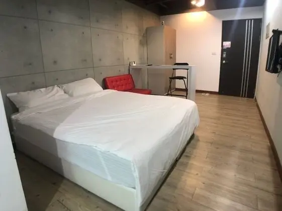 Standard Tek Büyük Yataklı Oda (2)