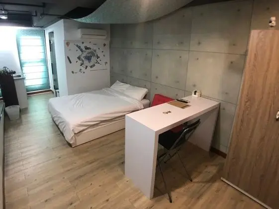 Standard Tek Büyük Yataklı Oda (2)
