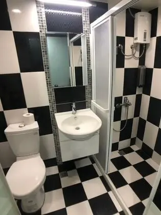 Standard Tek Büyük Yataklı Oda (2)