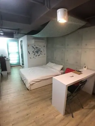 Standard Tek Büyük Yataklı Oda (2)