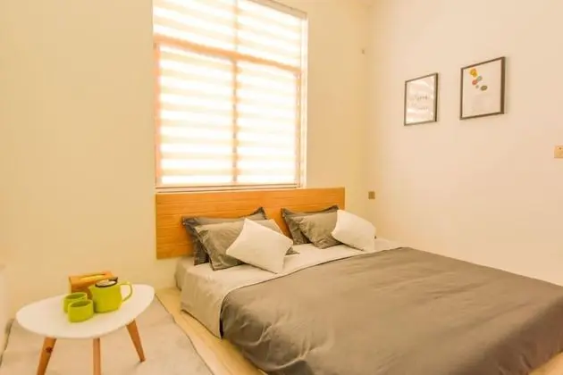 Tek Büyük Yataklı Oda, Balkon