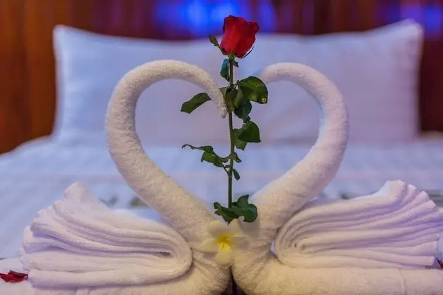 Deluxe Double with City View Free Airport Pickup & 60 minutes full body massage
