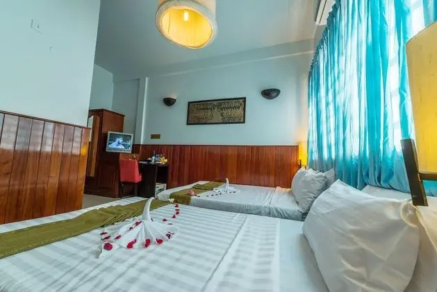 Deluxe Twin with City View Free Airport Pickup & 60 minutes full body massage