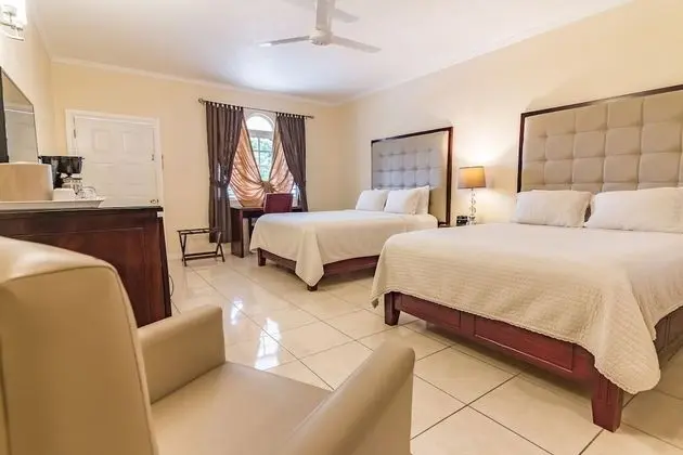 Deluxe Oda (2 Queen Beds)
