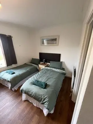 Deluxe İki Ayrı Yataklı Oda, Engellilere Uygun, Banyolu/Duşlu
