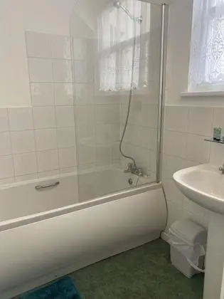 Deluxe Üç Kişilik Oda, Engellilere Uygun, Banyolu/Duşlu
