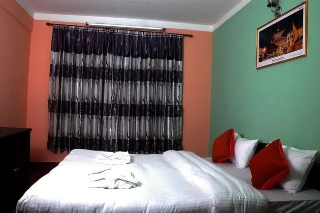 Economy Tek Büyük Yataklı Oda