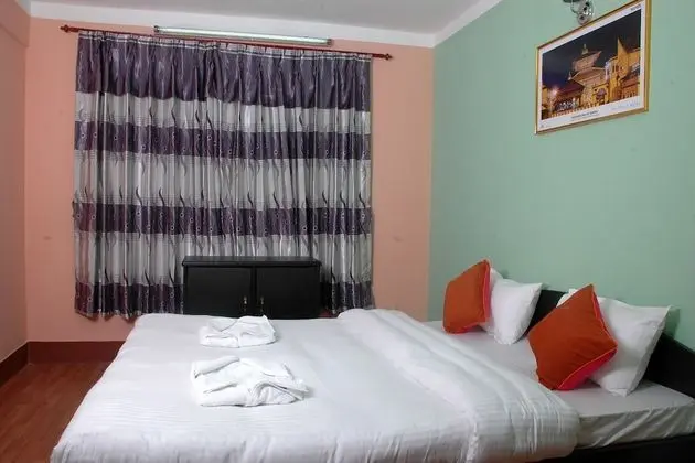 Economy Tek Büyük Yataklı Oda