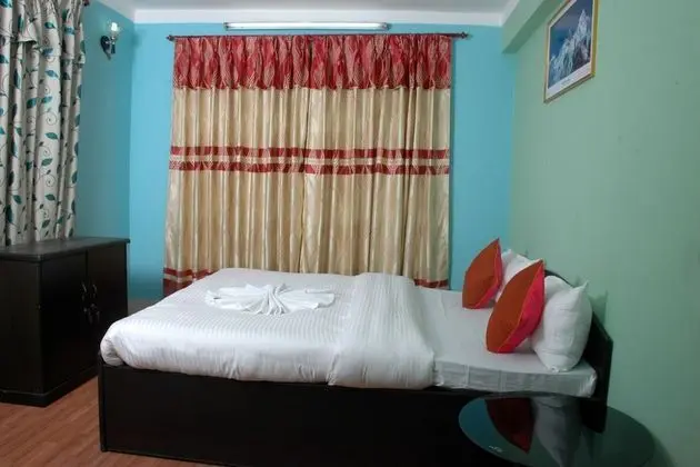 Economy Tek Büyük Yataklı Oda