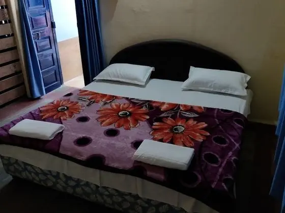 Deluxe Tek Büyük Yataklı Oda, 1 Çift Kişilik Yatak, Zemin Kat