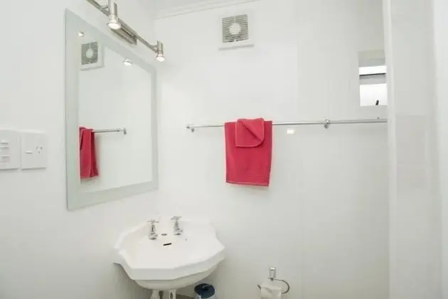 Standard Stüdyo, Sigara İçilmez, Küçük Mutfak (Twin Studios)