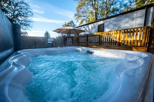 Premium Karavan, Özel Banyo (With Hot Tub)