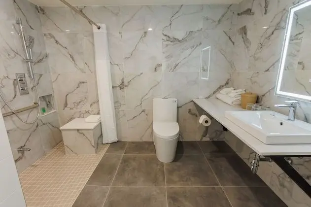 Oda, 1 Çift Kişilik Yatak, Engellilere Uygun, Sigara İçilmez (Mobility Accessible)