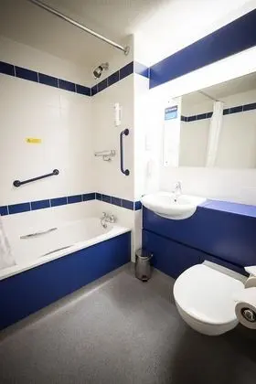 Bir adet Çift Kişilik Yataklı (for Single Occupancy)