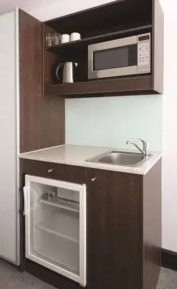 Oda, 1 En Büyük (King) Boy Yatak, Şehir Manzaralı