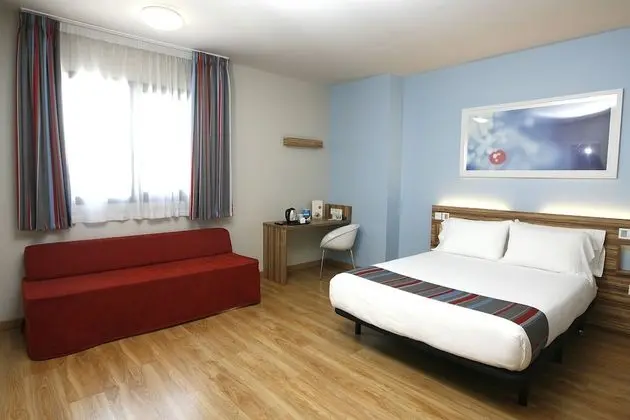 Üç Kişilik Oda (Min 3 people occupancy)