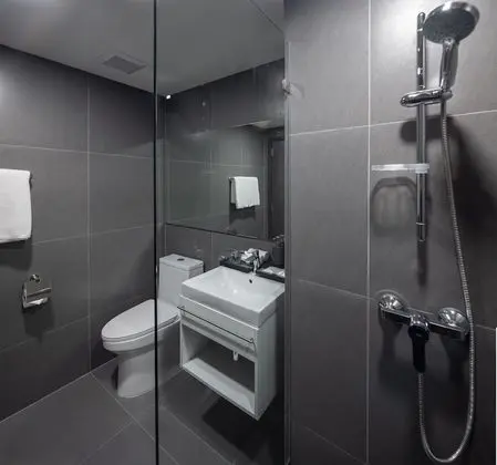 Standard Tek Büyük veya İki Ayrı Yataklı Oda