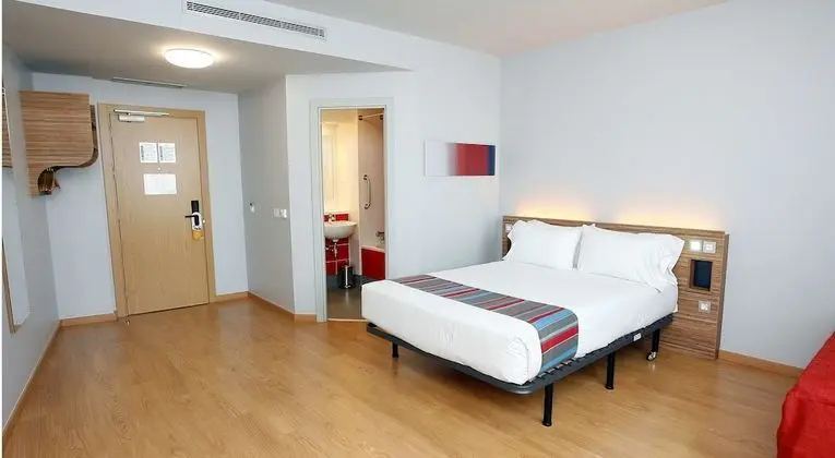 Family Oda (Min 3 people occupancy)
