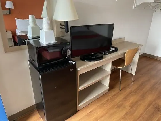 Oda, 1 Çift Kişilik Yatak, Sigara İçilmez