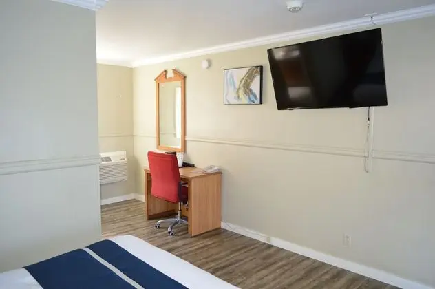 Cozy King Room