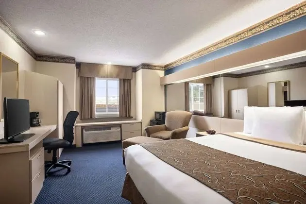 Süit, 1 Büyük (Queen) Boy Yatak, Sigara İçilmez