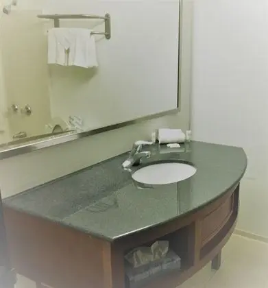 Standard Oda, 2 Büyük (Queen) Boy Yatak, Sigara İçilmez