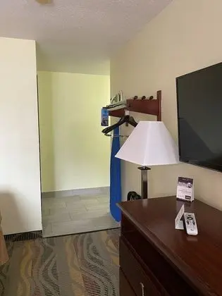 Oda, 2 Çift Kişilik Yatak, Sigara İçilmez