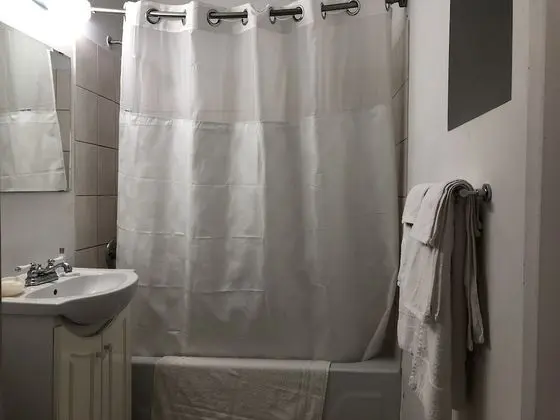 Comfort Oda, 1 Büyük (Queen) Boy Yatak, Sigara İçilmez