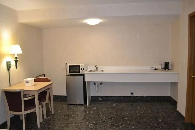 Oda, 2 Çift Kişilik Yatak, Sigara İçilmez