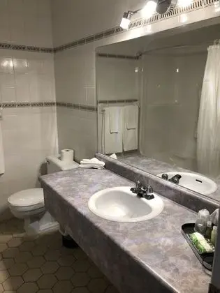 Süit, 1 Büyük (Queen) Boy Yatak, Sigara İçilmez