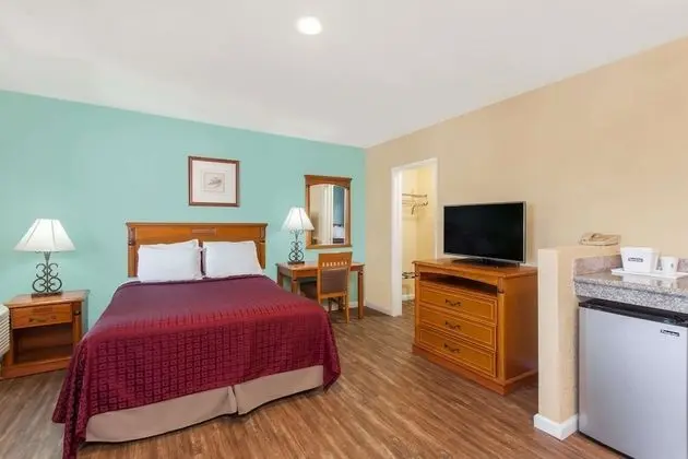 Süit, 2 Büyük (Queen) Boy Yatak, Sigara İçilmez (One-Bedroom)