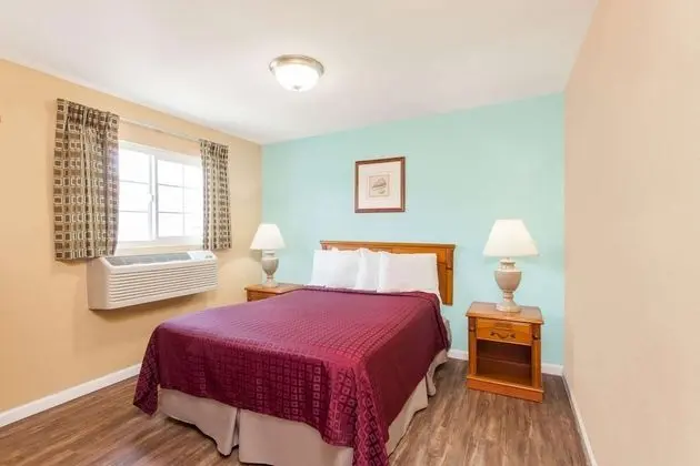 Süit, 2 Büyük (Queen) Boy Yatak, Sigara İçilmez (One-Bedroom)