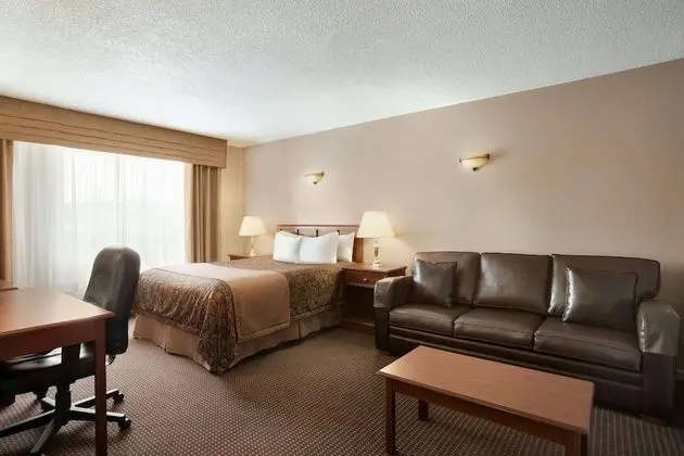 Süit, 1 Büyük (Queen) Boy Yatak, Sigara İçilmez (One-Bedroom)