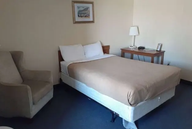 Standard Oda, 1 Büyük (Queen) Boy Yatak