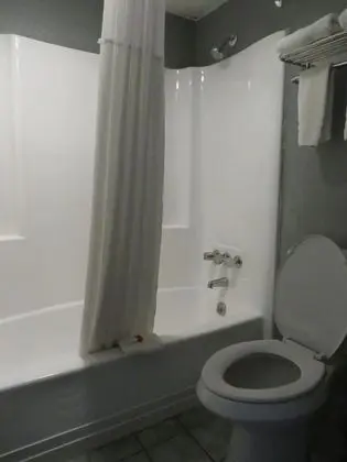 Oda, 2 Çift Kişilik Yatak, Sigara İçilmez