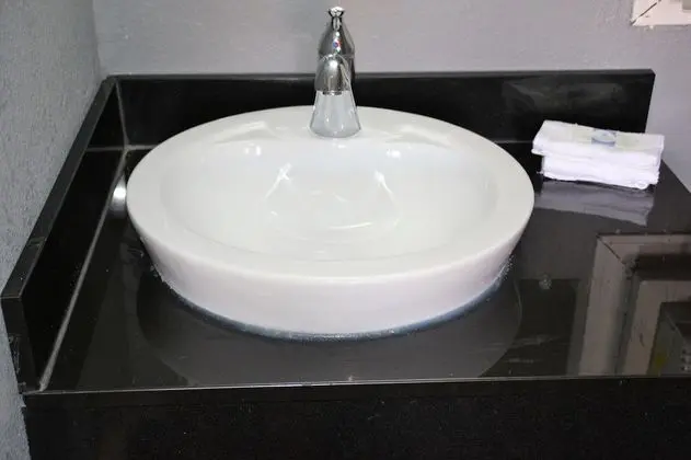 Oda, 2 Çift Kişilik Yatak, Sigara İçilmez