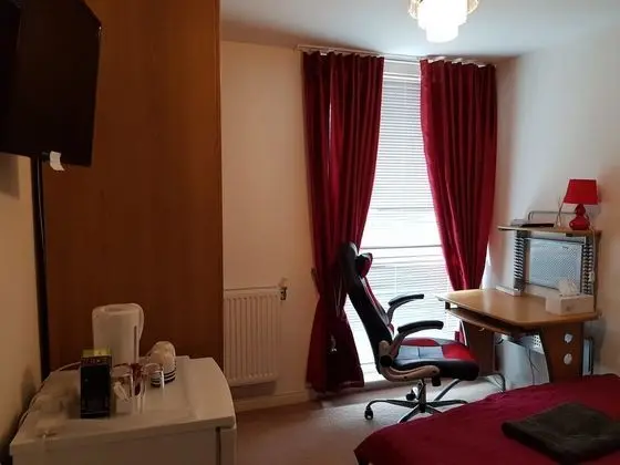 Double Room ( Shared Bathroom )