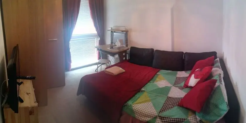 Double Room ( Shared Bathroom )
