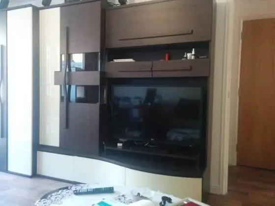 Single Room ( Shared Bathroom )