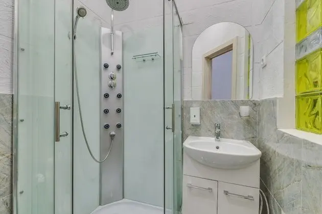 Standard Tek Büyük veya İki Ayrı Yataklı Oda, Sigara İçilmez