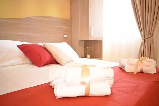 Standard Tek Büyük veya İki Ayrı Yataklı Oda, Şehir Manzaralı
