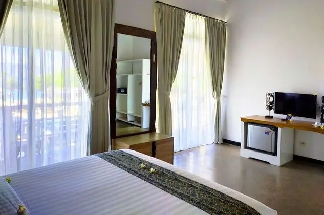 Deluxe Tek Büyük Yataklı Oda, 1 En Büyük (King) Boy Yatak, Havuz Manzaralı