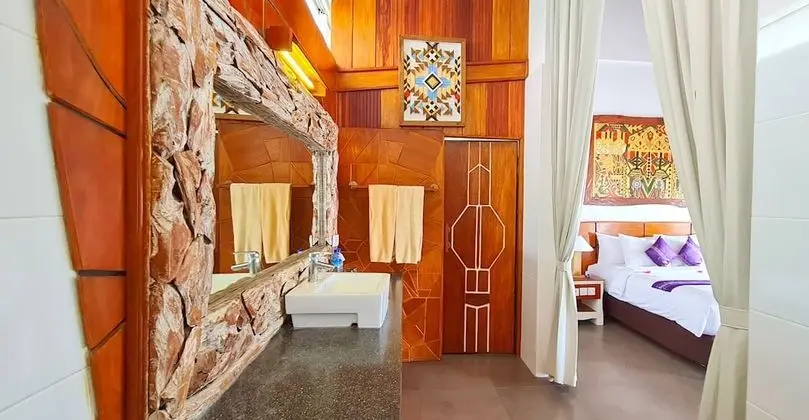 Deluxe Tek Büyük Yataklı Oda, 1 En Büyük (King) Boy Yatak, Havuz Manzaralı