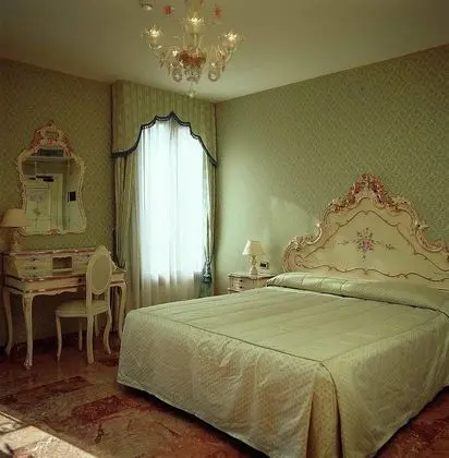 Standard Dört Kişilik Oda