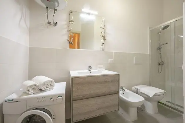 Family Apart Daire, Birden Çok Yatak, 2 Banyolu (Tre Balconi Sul Mare few meters sea)