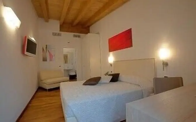 Standard Üç Kişilik Oda