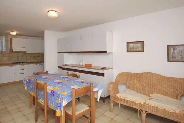 Apart Daire, 2 Yatak Odası (C-4)