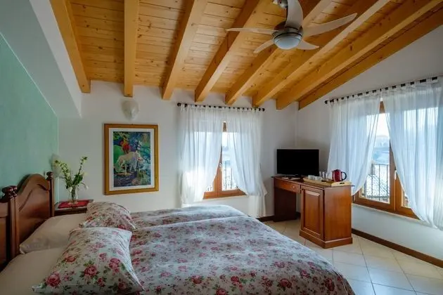 Romantic Tek Büyük Yataklı Oda, 1 Büyük (Queen) Boy Yatak, Banyolu/Duşlu, Kule