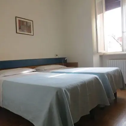 Standard Tek Büyük veya İki Ayrı Yataklı Oda