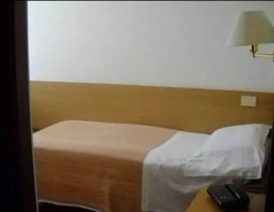 Tek Kişilik Oda